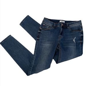 Kensie Jeans Effortless Ankle Jeans Distressed MidRise Size 2/26